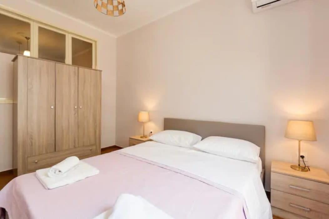Private Pristine Balcony Home- Heart Of The Center Thessaloníki Ngoại thất bức ảnh